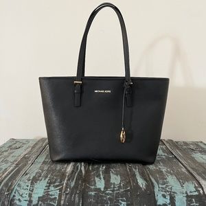 Michael Kors tote